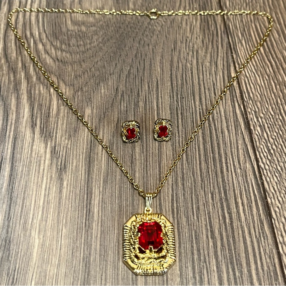 Vintage Sarah Conventry Red Rhinestone Necklace + Earrings Set